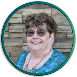 lorrie-oksenholt-transparent lorrie-oksenholt-transparent